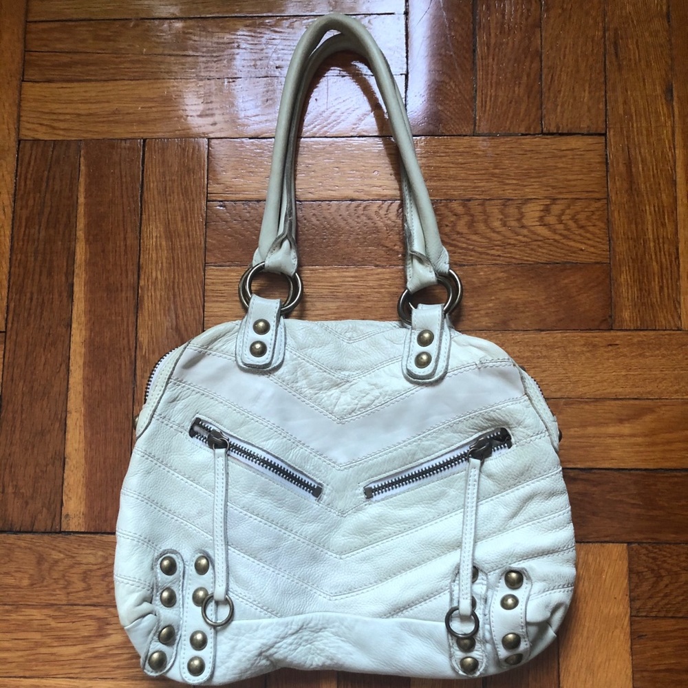 Linea Pelle Satchel - Picture 3 of 13